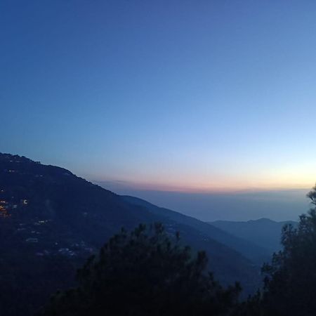 The Summer House Kasauli I Party & Music I Sky Bonfire I Managed By Exotic Stays Extérieur photo