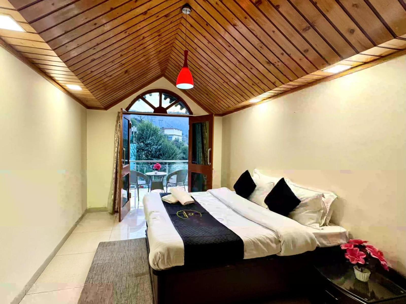 The Summer House Kasauli I Party & Music I Sky Bonfire I Managed By Exotic Stays Extérieur photo